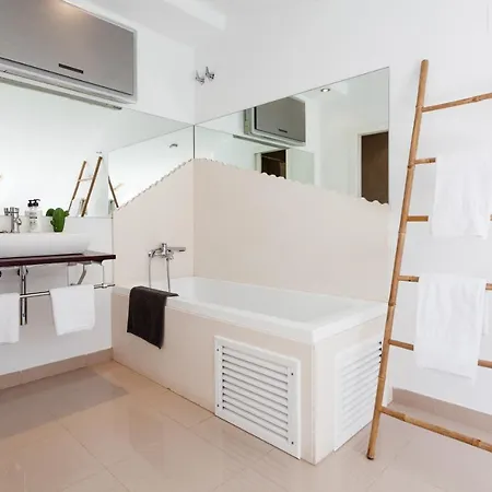 Sunset Boutique Duplex *