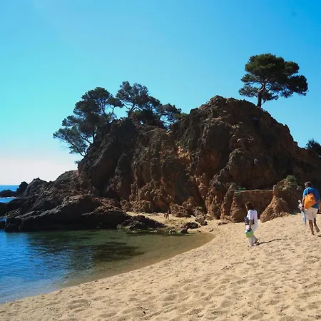 아파트 Sunset Boutique Duplex 칼론제